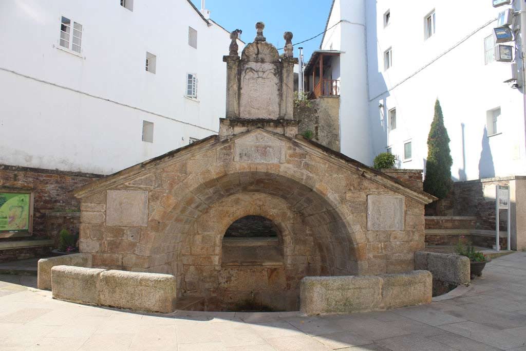 Mondonedo fuente 1024x683 Camino de Santiago